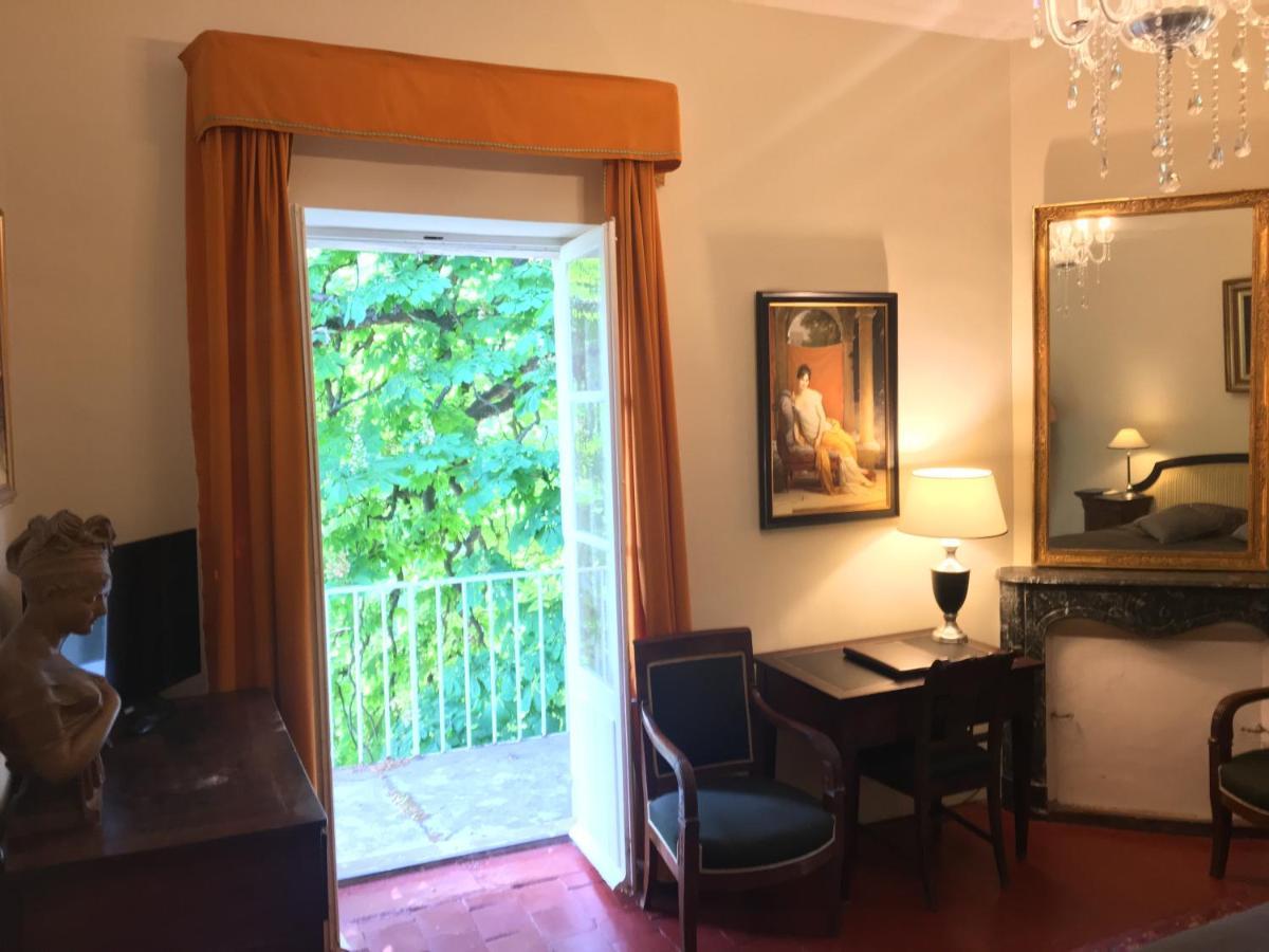 Hotel Domaine de Saint Charles à Les Plans Extérieur photo