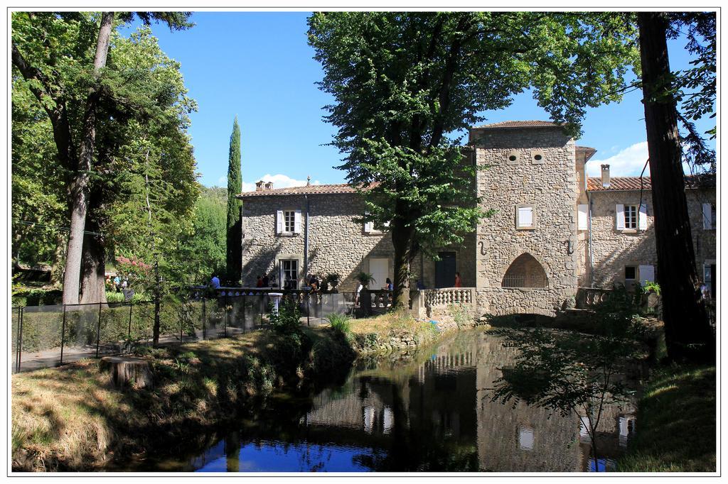 Hotel Domaine de Saint Charles à Les Plans Extérieur photo